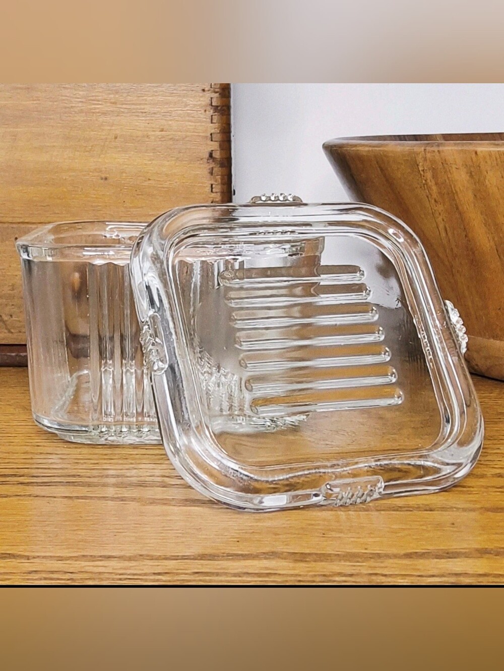 Vintage Clear Glass Ribbed Refrigerator Dish Small Fridgie Fridge Dish with Chip
